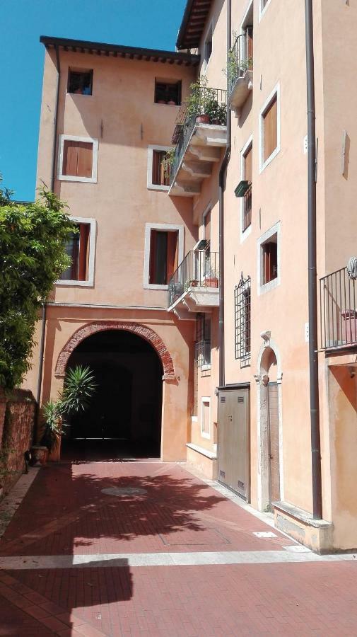 Appartement Mini Contrà San Pietro à Vicence Extérieur photo